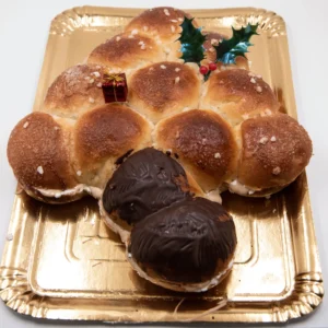 Abeto de briox relleno de nata
